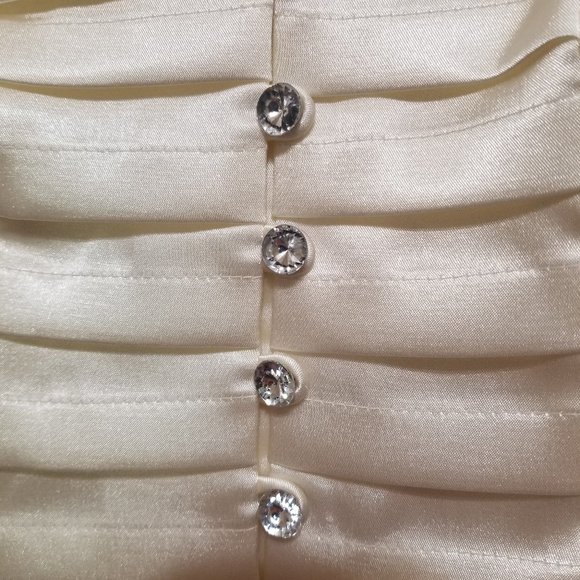 ❤️ Women's Ivory Satin Rhinestone Button-down Blouse w/ Sheer Bell Sleeves - Picture 3 of 11